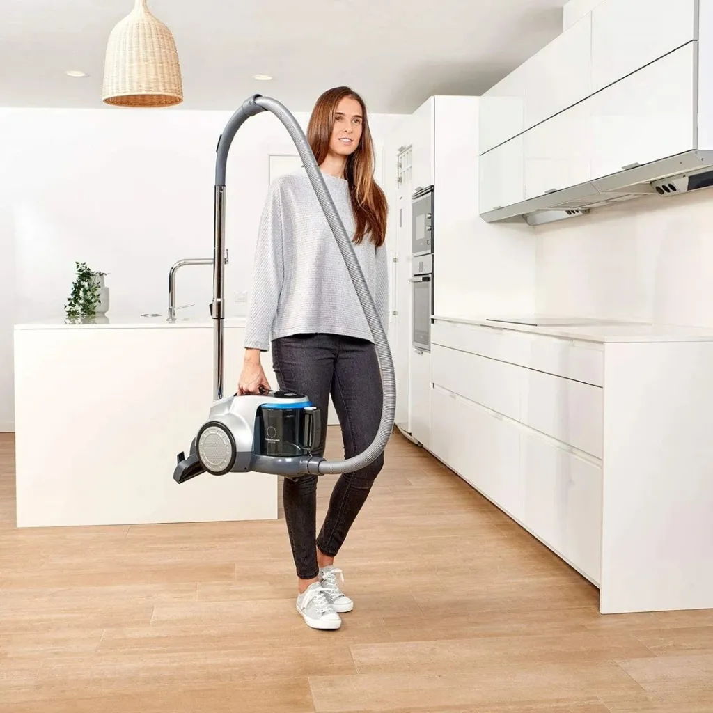 Fshesë me korrent Black&Decker BXVML700E, 700W, 2L, e kuqe - 2