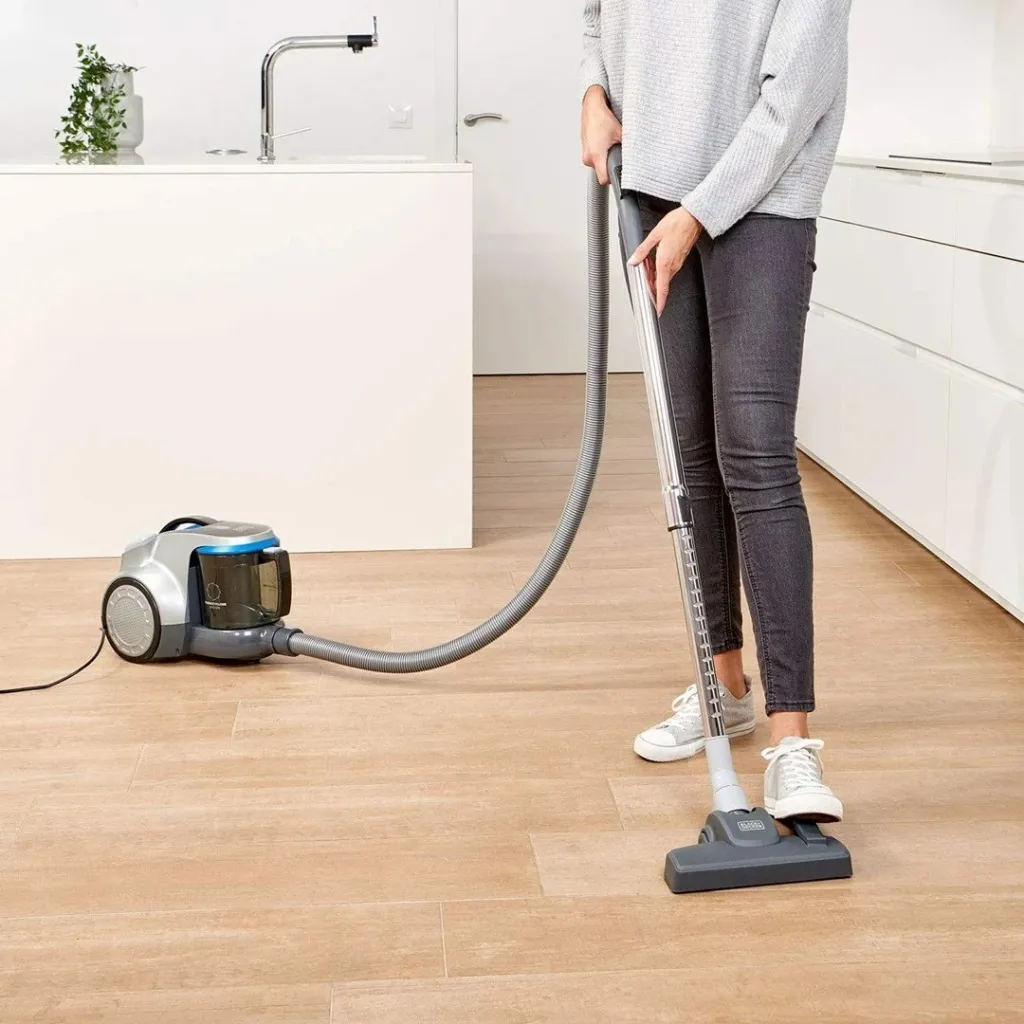 Fshesë me korrent Black&Decker BXVML700E, 700W, 2L, e kuqe - 10