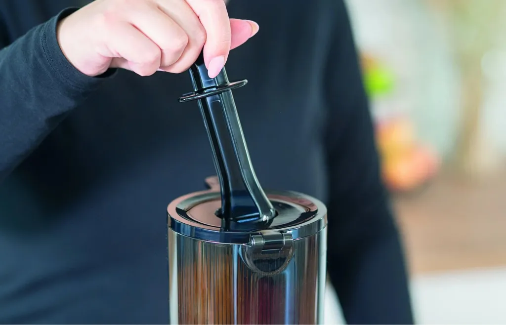 Slow juicer UNOLD 78275 Sam, 0.8L, 80 RPM, charcoal - 12