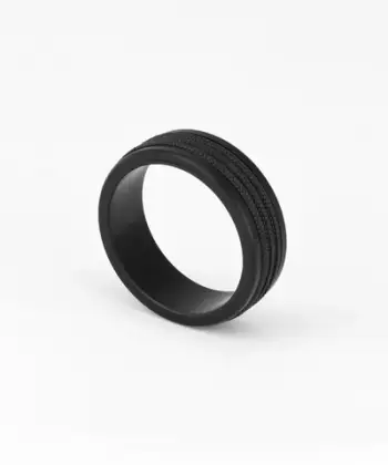 Pig & Hen NAVARCH 8 WRAP RING - BLACK