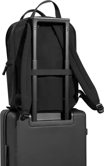 Çantë shpine XD Design Soft Tote P706.3001, për laptop 16", me RFID, e zezë