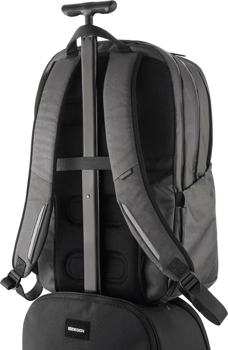 Çantë shpine XD Design Bobby Explore, 17", 30L, e zezë - 17