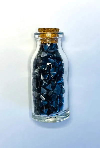 Gurë natyral Dar Hematit Piramidë, 6 cm, të zi - 3