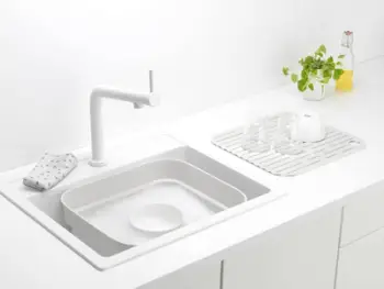 Tas për larjen e enëve Brabantia SinkSide 302688, i hirtë