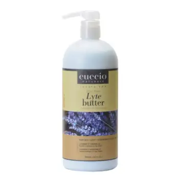 Gjalpë trupi i lëngshëm Cuccio Naturale Ultra Sheer Blend Lavender & Chamomile, 946 ml