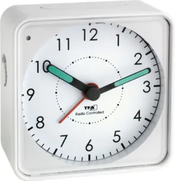 Orë me alarm TFA 60.1510.02, e bardhë