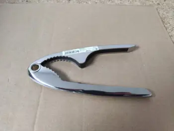 Thyes arrash Roesle Nutcracker, çelik inox, mekanizëm me sustë, argjent
