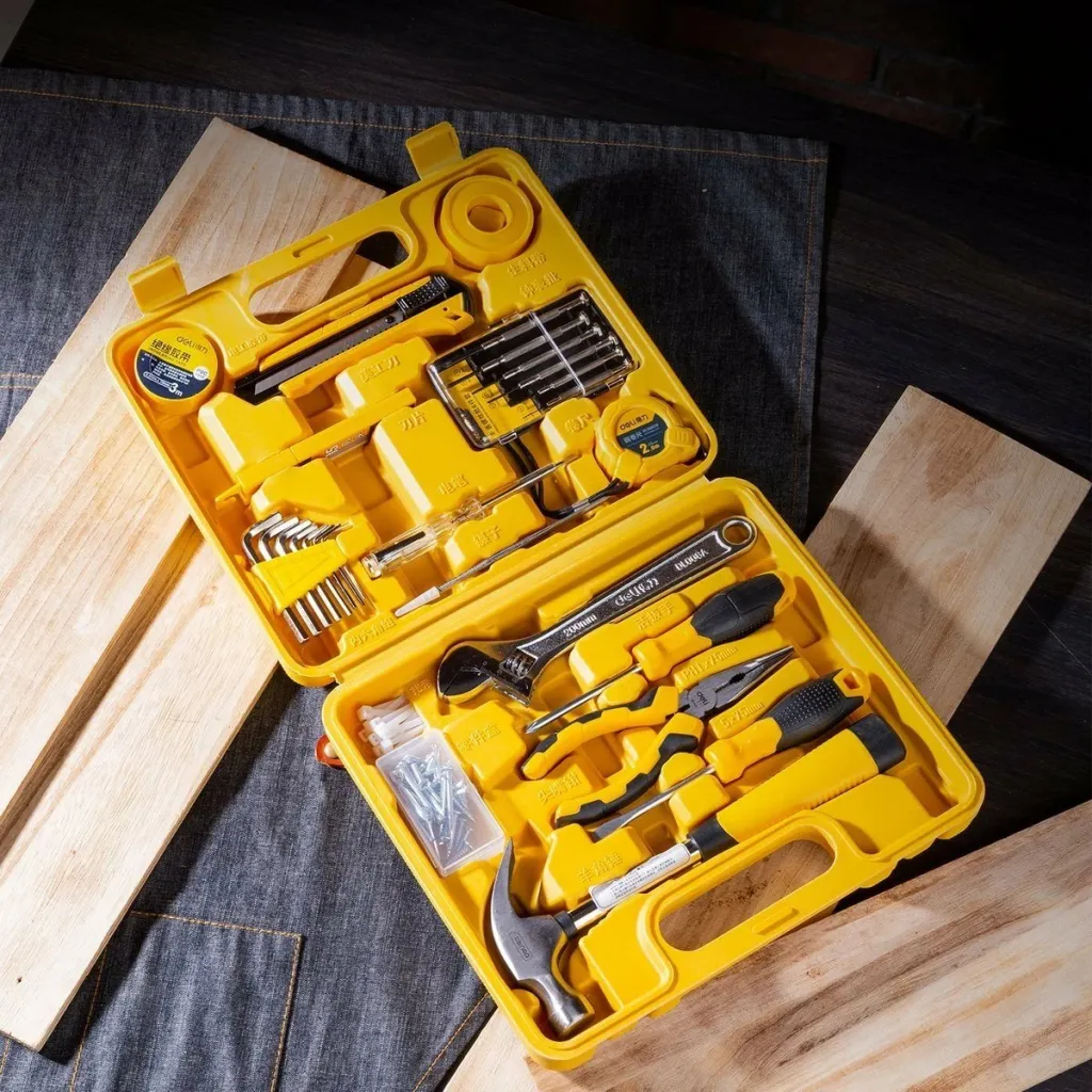 Set veglash Deli Tools EDL1028J, 28 copë, me kasë, e verdhë - 8