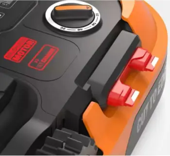 Kositëse robotike, Worx Landroid M700 Plus WR167E, deri 700 m², zezë/portokalli