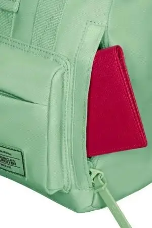 Çantë shpine American Tourister Urban Groove City Mini, 17L, Jeshile pastel