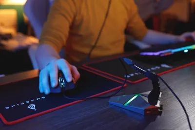 Mbajtëse kabllo gaming SureFire Axis, hub USB 3.2, RGB, e zezë - 4