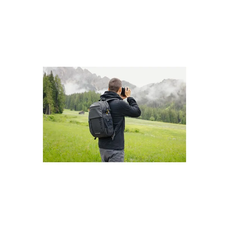Lowepro Adventura BP 150 III (Black) - 9