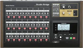 Regjistrues audio portativ TASCAM Studio Bridge, 24 kanale, ndërfaqe audio/MIDI, e zezë