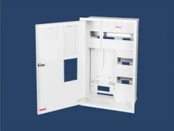 Kabinet matësi Karwasz RW-25P Z/E, 3 faza, 25 module, i bardhë