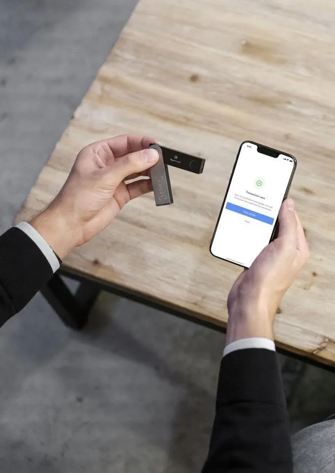 Pajisje për kriptovaluta Ledger Nano X, e zezë - 9