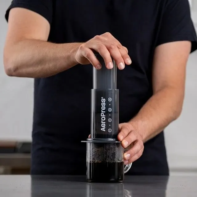 Aparat kafeje manual AeroPress 85R11, teknopolimer, i zi - 6