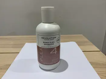 Shampo flokësh Revolution Haircare Plex 4 Bond Plex, rigjeneruese, 250ml, pa ngjyrë