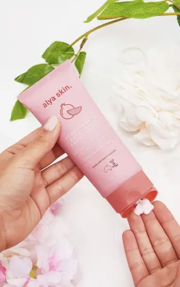 Eksfoliues për fytyrë Alya Skin Pomegranate Exfoliator, 80g