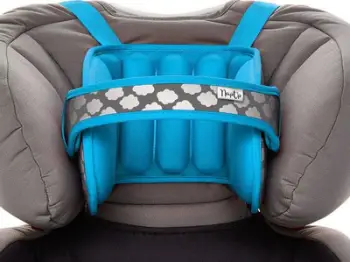 Shirit koke në sediljen e makinës NapUp, e kaltër