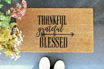 Shilte hyrëse Coco, dizajn Aberto, Thankful, 70x40cm