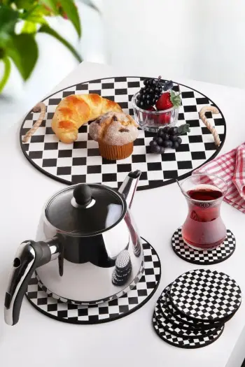Set tabaka druri me mbajtëse gotash Hermia PLT0230, 8 pjesë, të bardha/të zeza