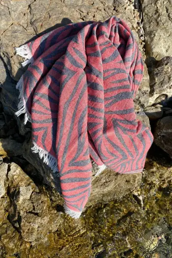 Peshqir plazhi Fouta Mijölnir, Carnival, i kuq