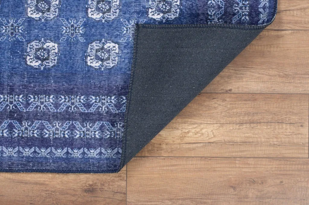 Qilim (230 x 330) Conceptum Hypnose, Blues Chenille - e kaltër e errët AL 277 - 4