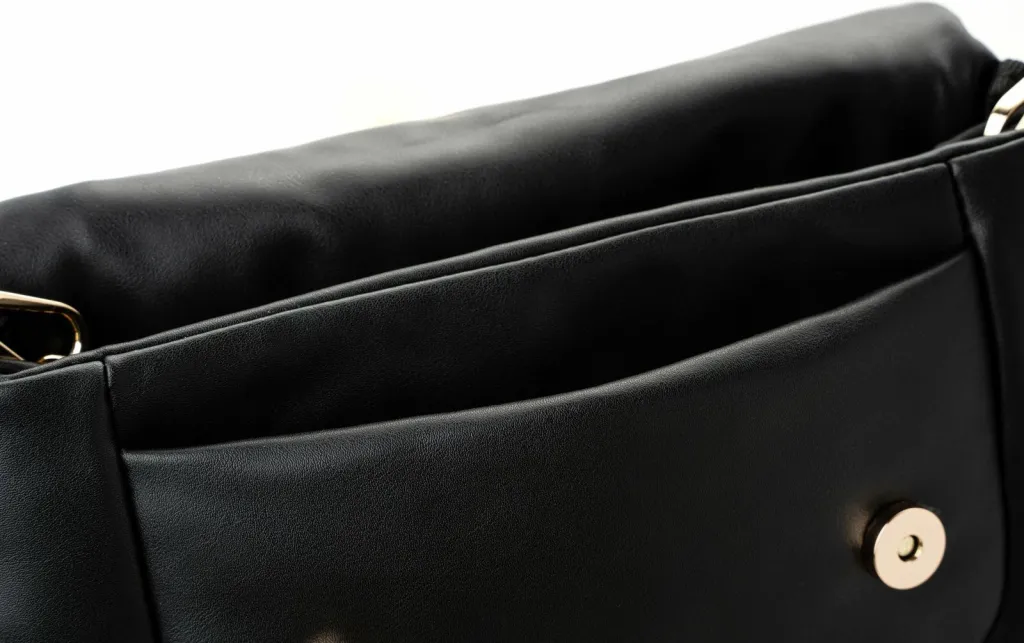 Çantë krahu Vince Camuto, Genoa, e zezë - 9