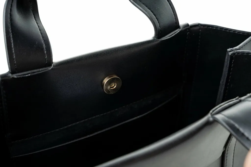 Çantë tote Vince Camuto, Umbria, e zezë - 6
