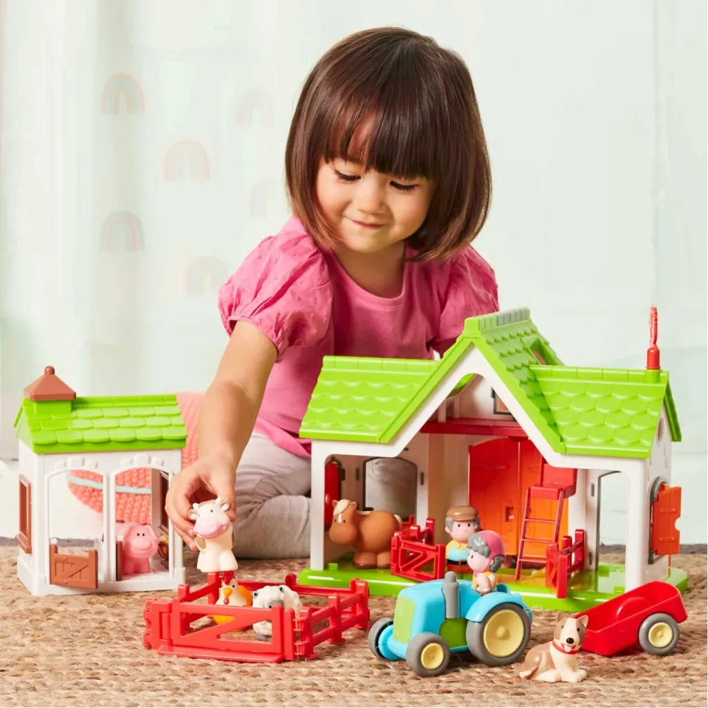 Happyland Farm Playset - 3