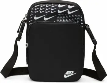 Çantë krahu Nike, e zezë