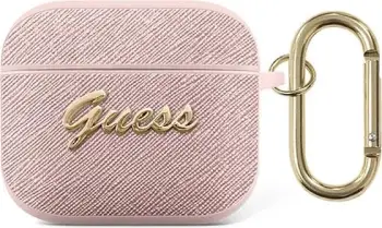 Kuti mbrojtëse Guess Saffiano Script për Apple AirPods 3, rozë