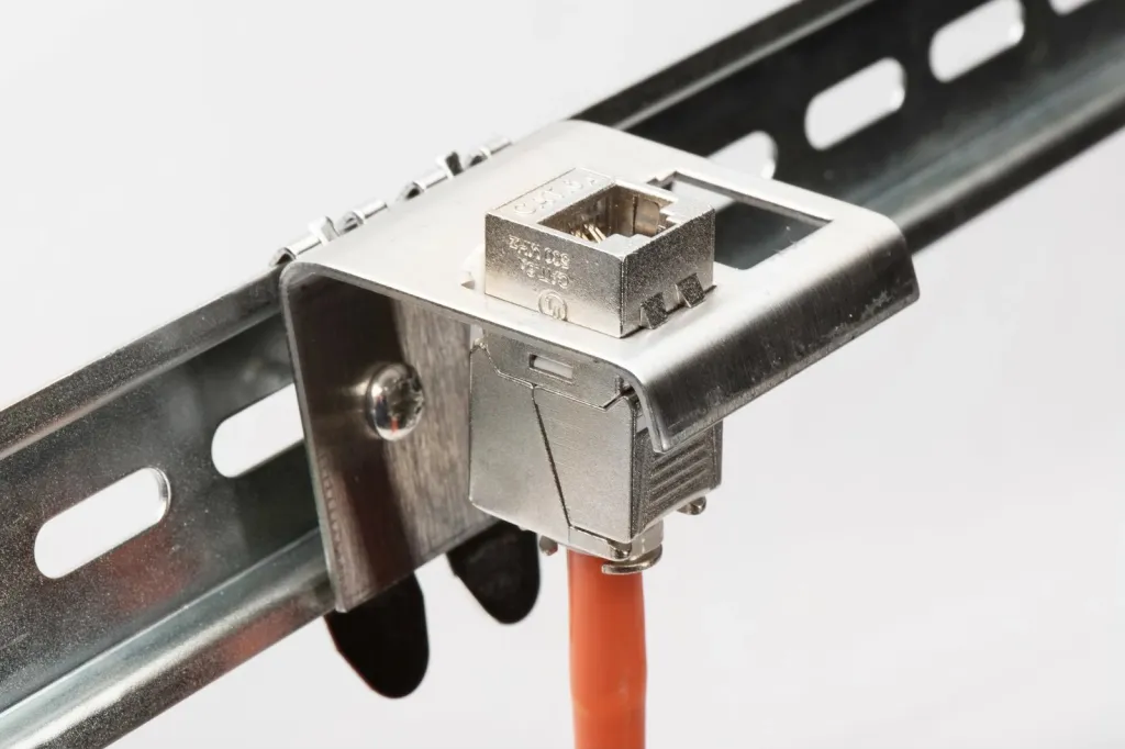 Adapter për shinë DIN Digitus, për 1 Keystone, metalik, argjend - 3