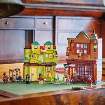 Set LEGO Harry Potter 76452, Quality Quidditch Supplies & Ice Cream Parlour, 795 pjesë, me 6 minifigura