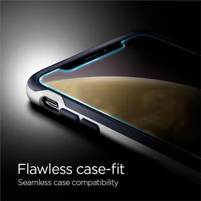 Xham mbrojtës Spigen Glas.tR EZ Fit për Apple iPhone XR - 5