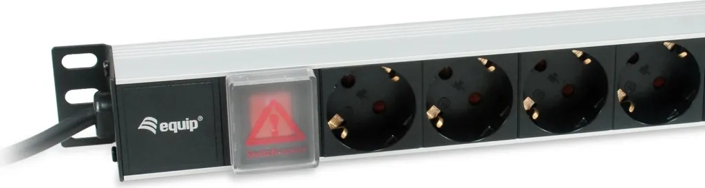 PDU Equip 8-sh, alumini, 3m, 1U, zi/argjendtë - 3