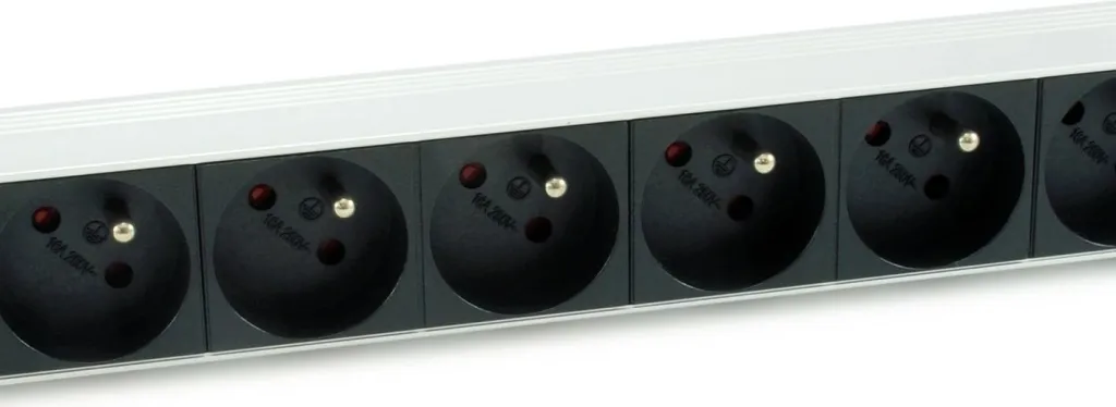 PDU Equip 333313, 1U, 8 dalje, alumini, zi/argjendt - 3