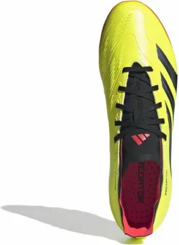 Atlete për meshkuj adidas Predator, të verdha