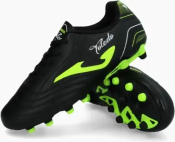 Atlete futbolli Joma fëmijë, të zeza
