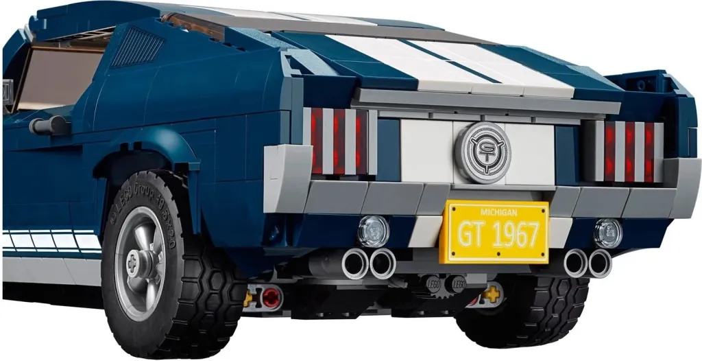LEGO Creator Expert Ford Mustang - 19