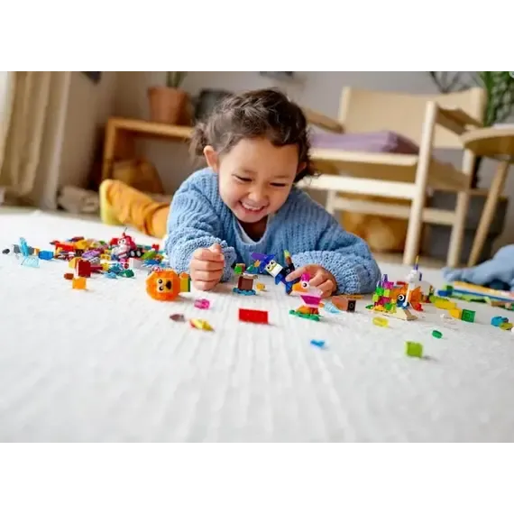 Lodër lego® Classic Creative Transparent Bricks - 7