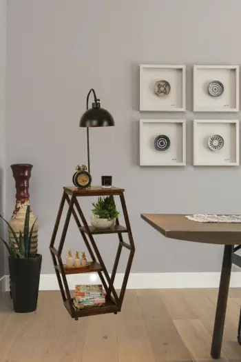 Llambë dyshemeje Opviq, Asos Ceviz Lambader retro me 3 koka