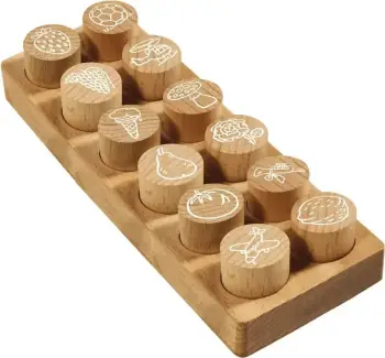 Set vulash druri COLOP 165226, 12 copë, motive të përziera, 3 cm, ngjyrë druri