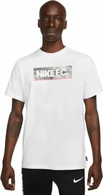 Maicë Nike për meshkuj, e bardhë