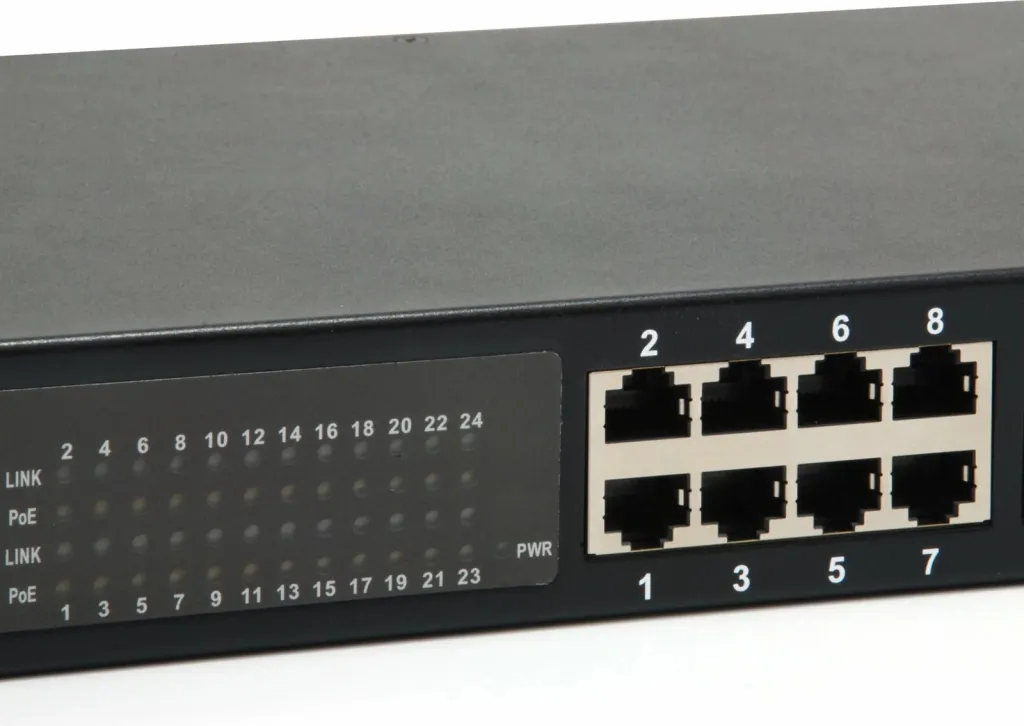 Switch LevelOne 24-Port Gigabit PoE, 630W, Rack mounting - 2