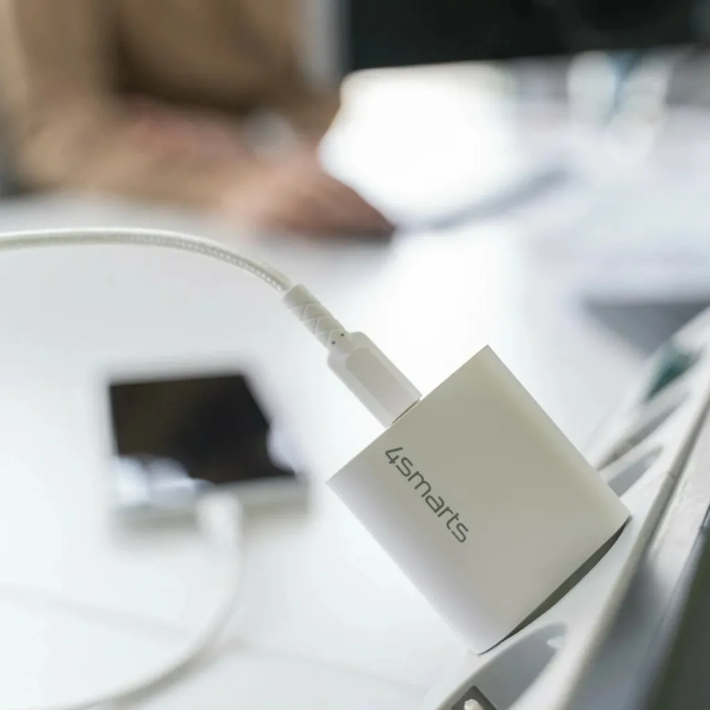 Karikues USB 4smarts 465575, 20W, i bardhë - 2