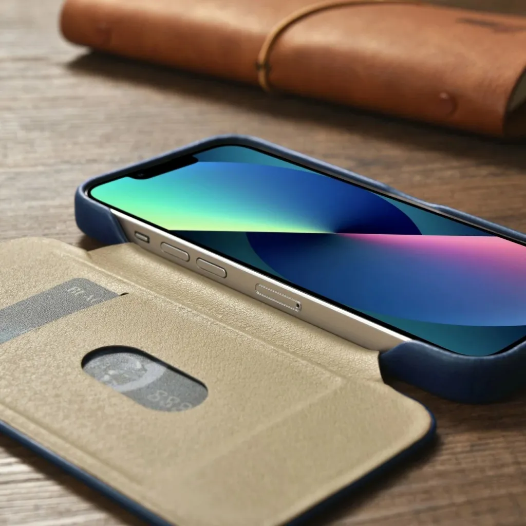 Mbështjellës iCarer Oil Wax Premium Leather Folio për iPhone 14 Pro Max, MagSafe, Kaltër - 22