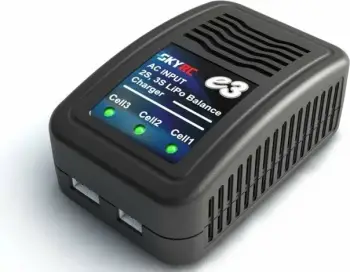 Karikues SkyRC E3 për bateri LiPo 2-3 qeliza, 1.2A, i zi