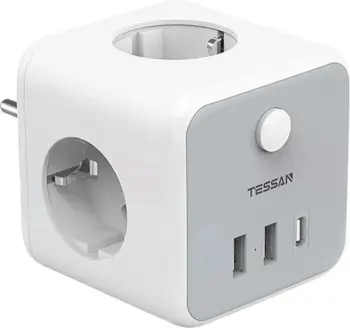 Prizë murale Tessan TS-301-DE-C me 3x AC, 2x USB-A, 1x USB-C, e bardhë