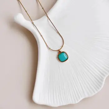 Varëse çeliku Jumeon, Maldives, ngjyrë turquoise dhe ari